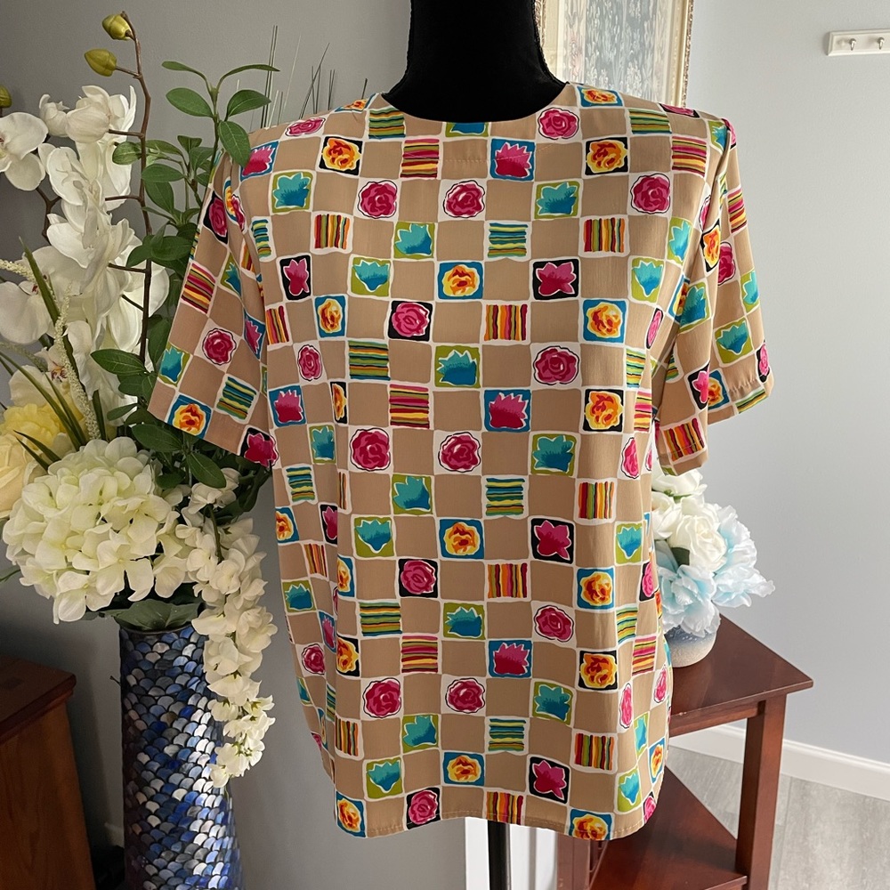 Renaissance Sportswear Blouse.  Check pattern.  Flowers. Size M.  Made in USA